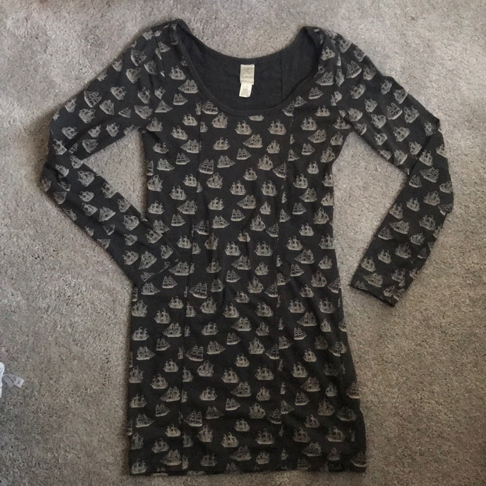 Billabong pirate dress